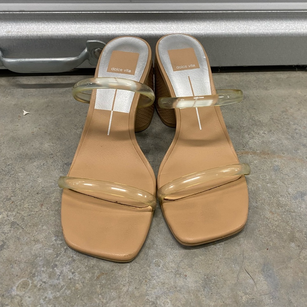 Dolce Vita Natie Sandal